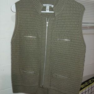 Autumn Cashmere Olive sweater vest with zip detail